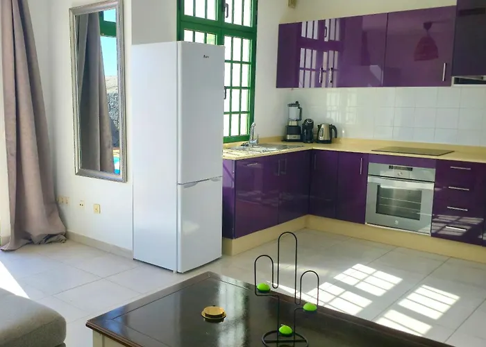 Holiday home Casa Kerrie, Private And Communal Pools, Sunny Terrace, Air Conditioning