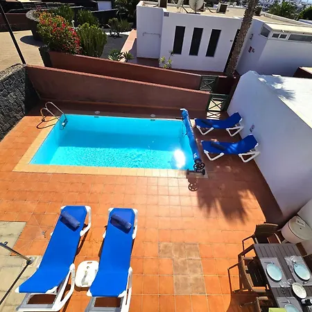 بيت للعطل Casa Kerrie, Private And Communal Pools, Sunny Terrace, Air Conditioning