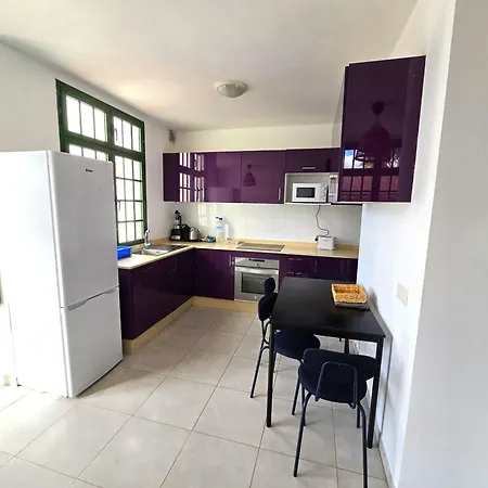 Casa Kerrie, Private And Communal Pools, Sunny Terrace, Air Conditioning