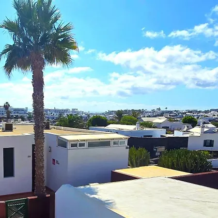 Casa Kerrie, Private And Communal Pools, Sunny Terrace, Air Conditioning Dom wakacyjny Playa Blanca (Lanzarote)