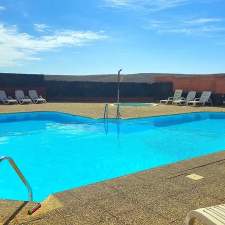 Casa Kerrie, Private And Communal Pools, Sunny Terrace, Air Conditioning プラヤ・ブランカ