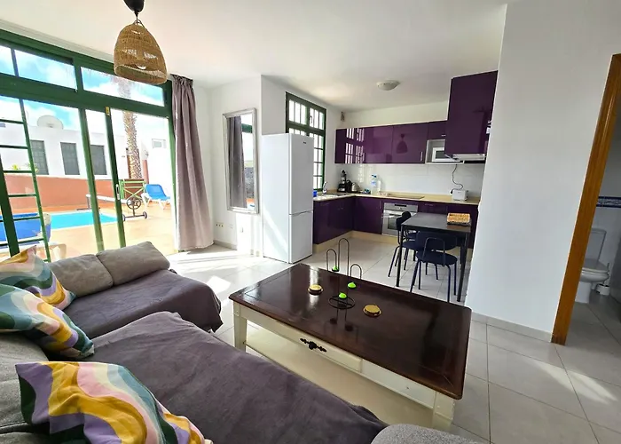 Feriehus Casa Kerrie, Private And Communal Pools, Sunny Terrace, Air Conditioning Playa Blanca (Lanzarote)