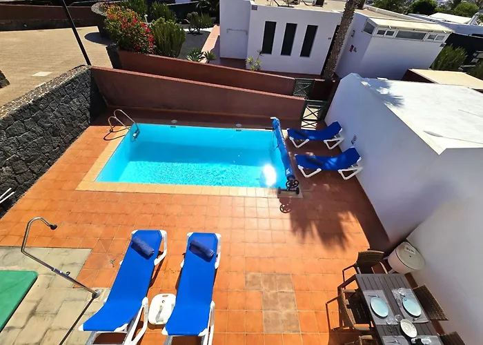 Feriehus Casa Kerrie, Private And Communal Pools, Sunny Terrace, Air Conditioning